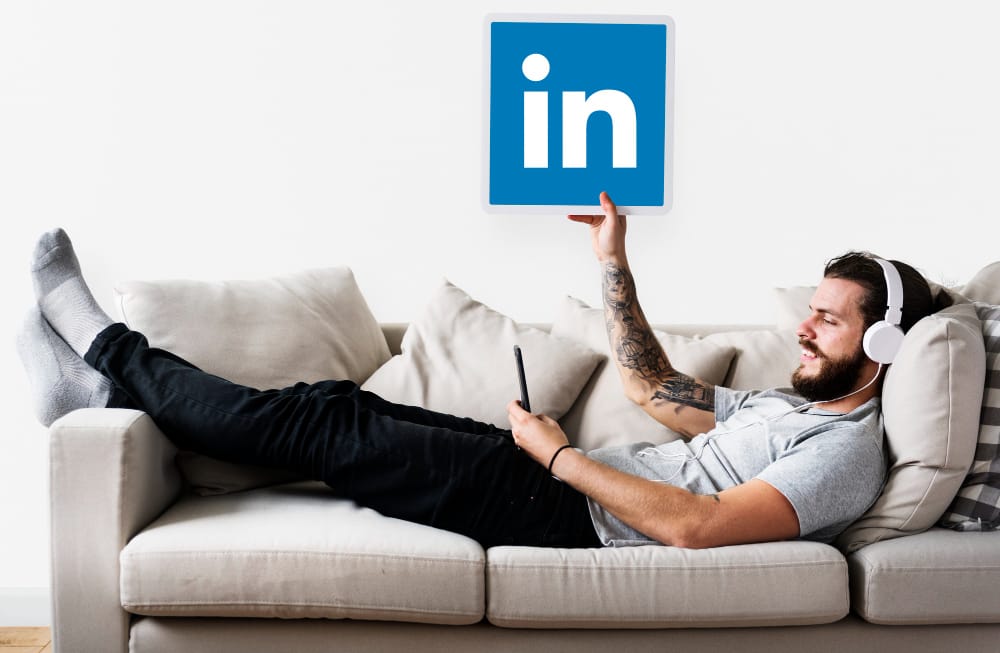 6 Best LinkedIn Tools You Need to Drive Better Results With a Few Clicks in 2022