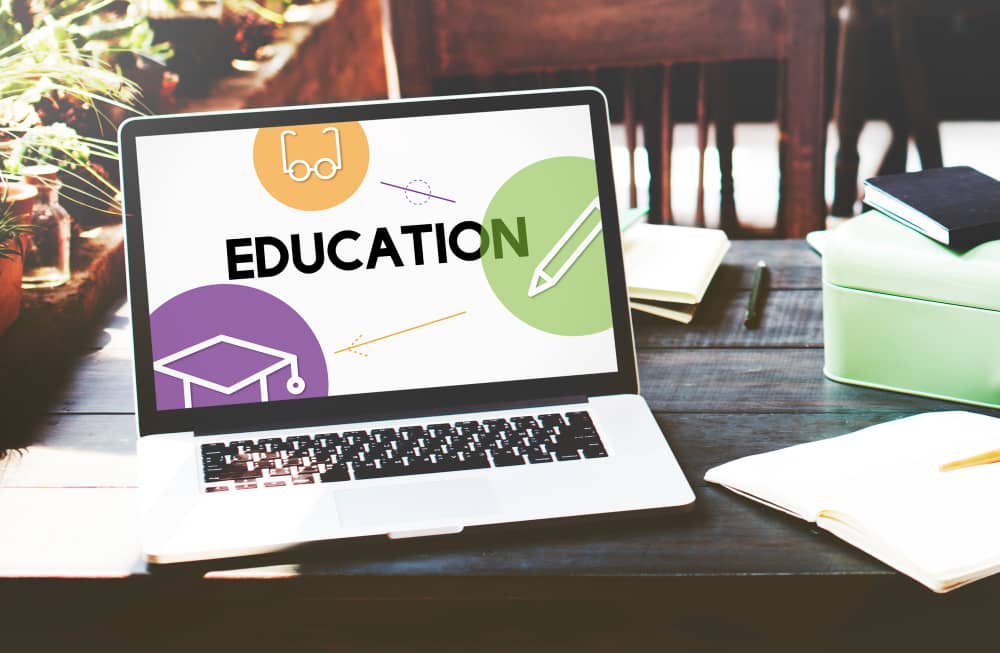 5 Ed Tech Tools to Try in 2023 [How to Improve Your Education]